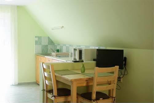 Apartment Villa Attila Hévíz Exterior foto